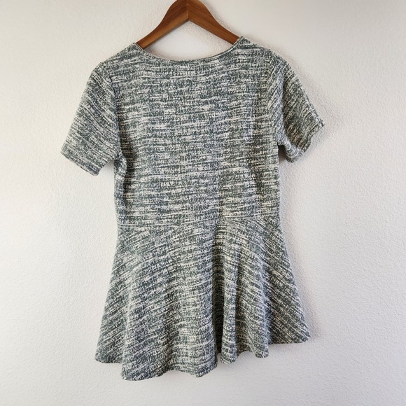 Andree by Unit Size Medium Short Sleeve Peplum Top High/Low Hem - Picture 2 of 5